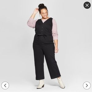 Universal Thread Black Buttoned Jumpsuit